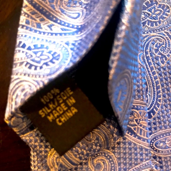 Michael Kors Light Blue Paisley Necktie - Picture 3 of 4